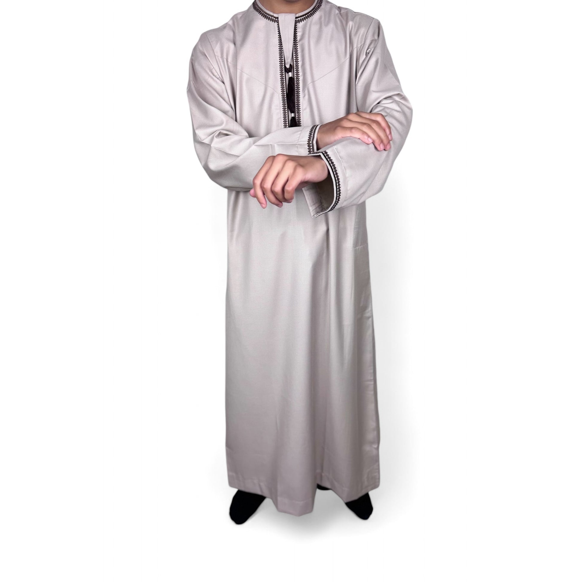 Premium Emirati thobe for men – authentic luxury jubba, high-quality traditional men's wear